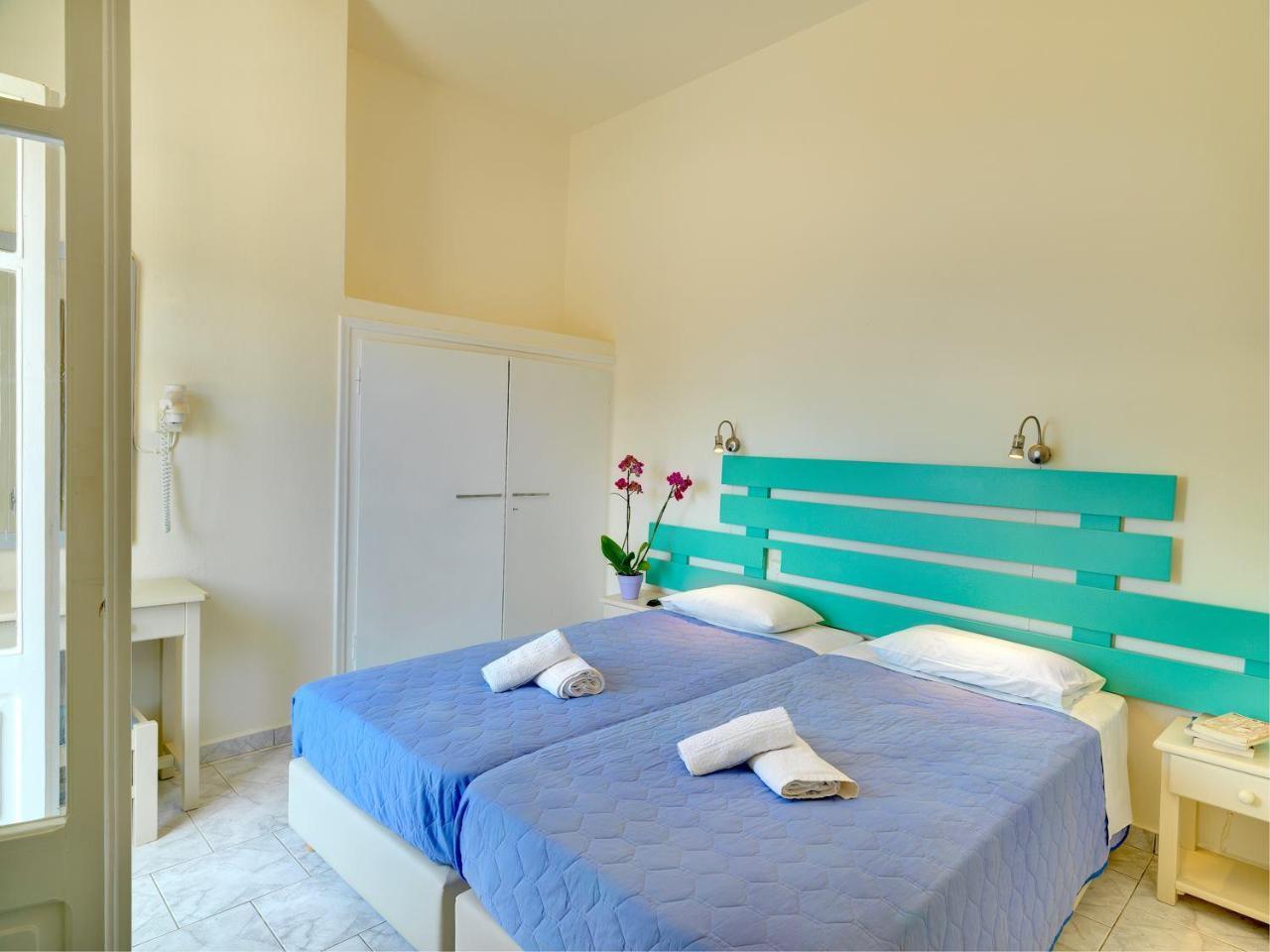 Hotel Kamelo Vari  Ngoại thất bức ảnh